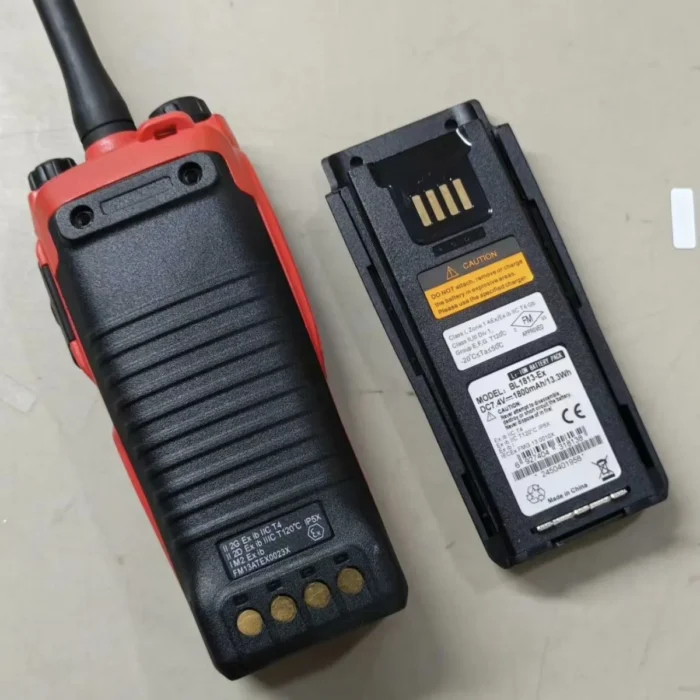 BL1813-Ex ATEX Rechargeable Explosion-proof Li-ion Battery 1800mah IP67 Two-way Radio Battery for Hytera PT790EX Walkie Talkie - close-up