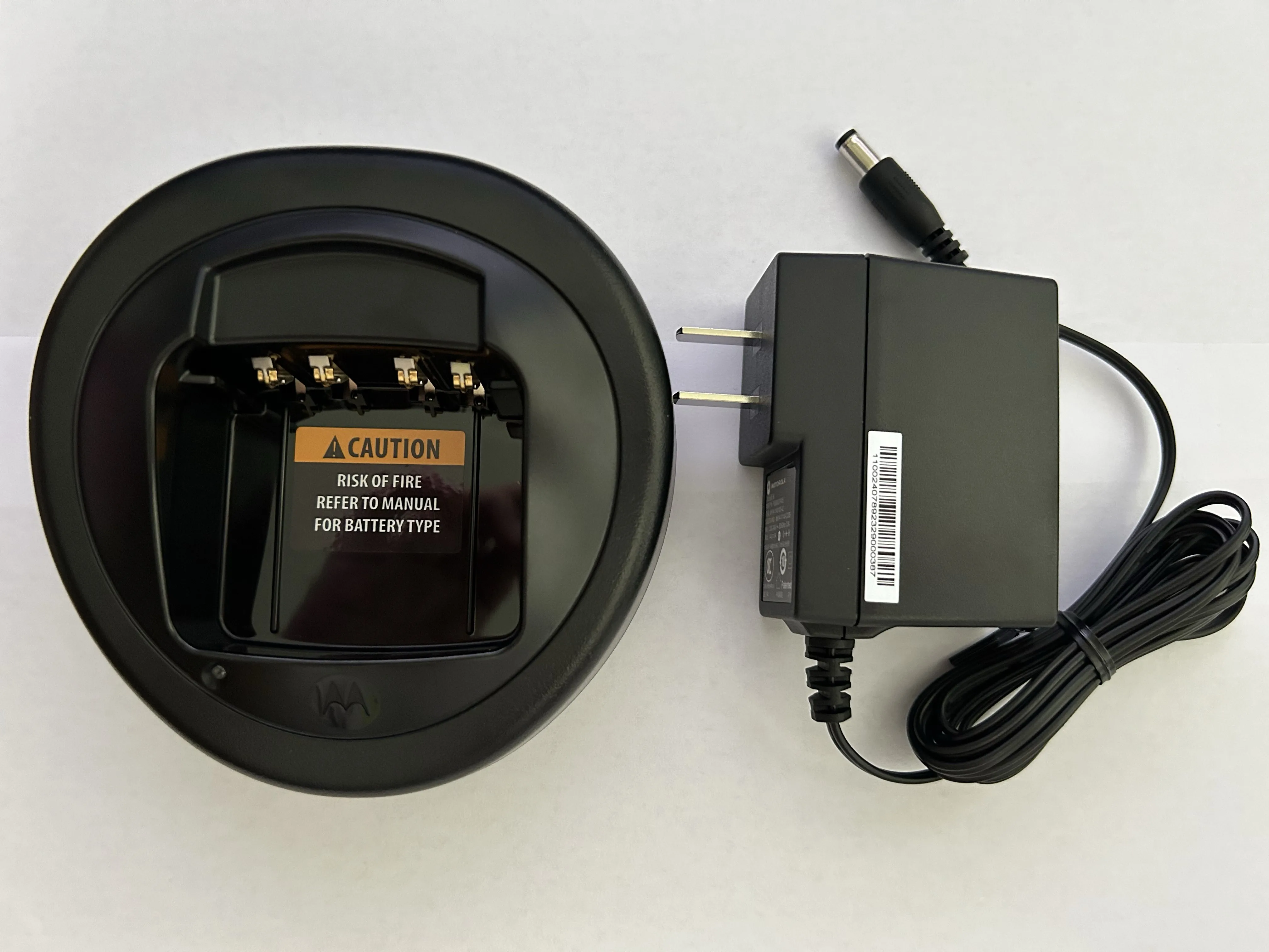 Original Motorola walkie-talkie charger NNTN8117 for DP2400e/XiR P6600i/XPR3300e/DEP550e/DP2600