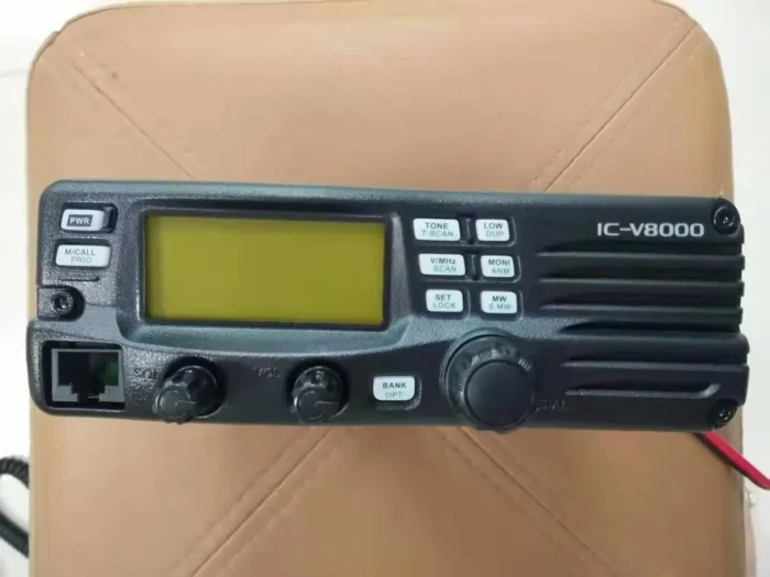 Ic-v8000 Two Way Radio - side view