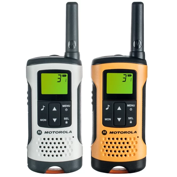A pair of Motorola TLKR-T50 walkie talkie LCD screens, 8 channels, ideal radio T50 for outdoor exploration with a range of 6KM - Image 2