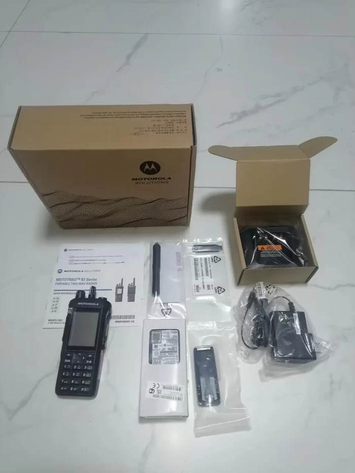 Handheld Radio Motorola R7 Walkie Talkie Long Range DMR Amateur Radio Motorola Two Way Radio UHF VHF R7 - Image 6