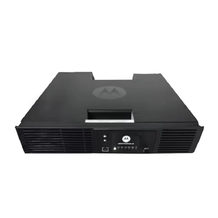 MOTOTRBO SLR8000 Digital DMR Repeater, Integrated Power Supply, 100W, 64 Channels, 50km - Image 2