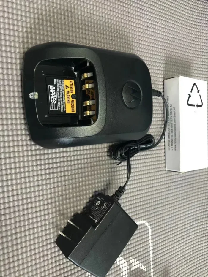Motorola Dgp6150 Two Way Radio - detail view