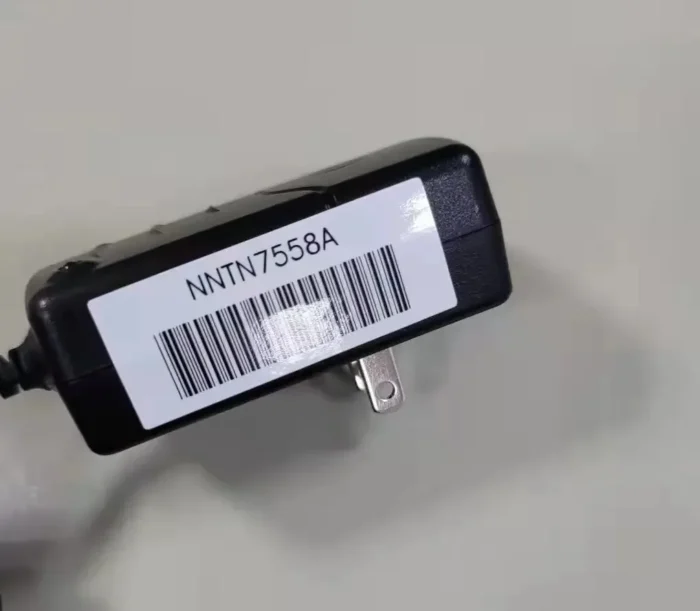 Motorola NNTN7558 Two Way Radio - close-up