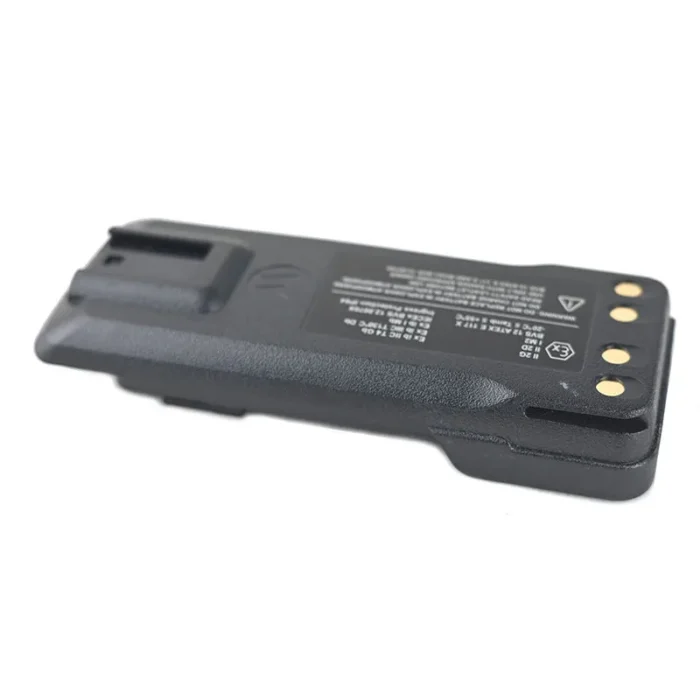 Motorola NNTN8359 Batteries - in-hand use