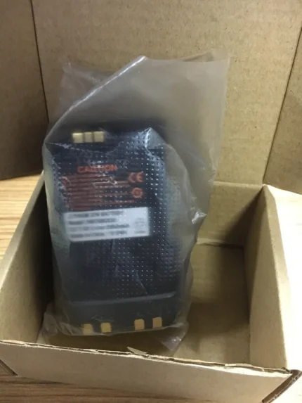 Motorola Nntn8930 Two Way Radio - detail view