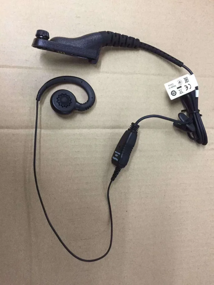 Motorola Pmln5975 Two Way Radio - side view