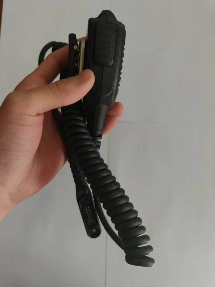 Motorola PMMN4066 Two Way Radio - package contents