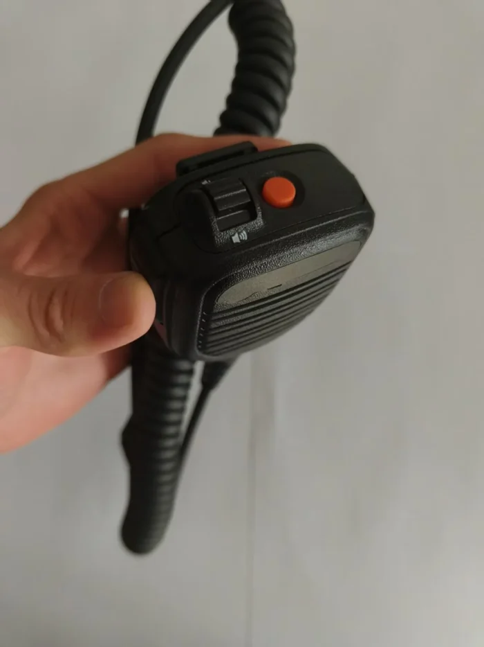 Motorola PMMN4066 Two Way Radio - close-up