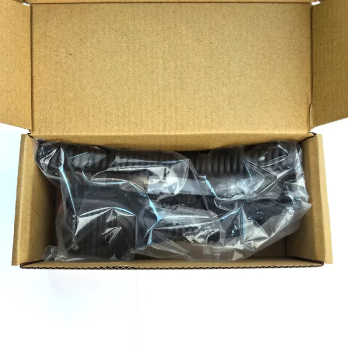 Motorola PMMN4149 Two Way Radio - side view