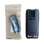 Motorola PMNN4888 Two Way Radio - package contents