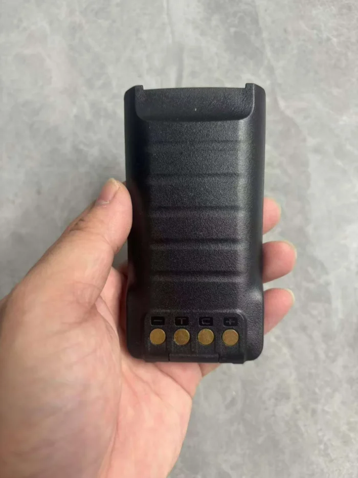 Original Hytera BL2016 Lithium-Ion Rechargeable Battery for PD980 / PD982 / PD985 / PD986 / PD988 / PD989 Radio - detail view